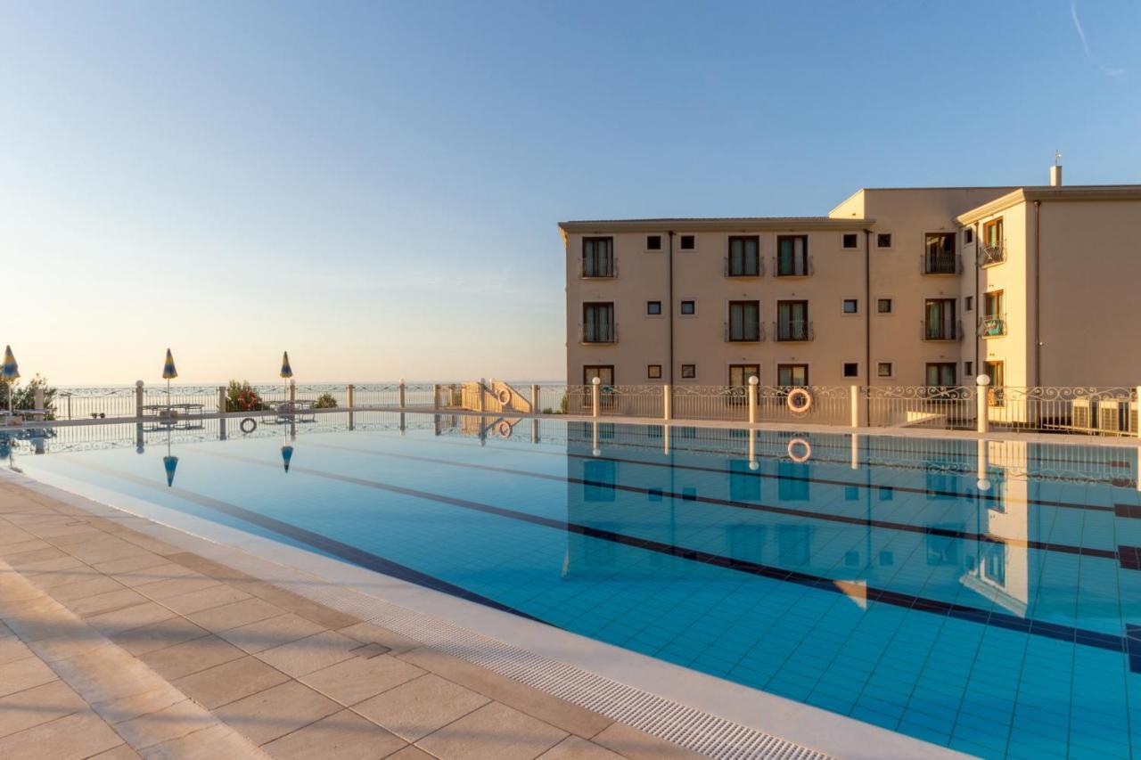 Hotel Brancamaria Cala Gonone Εξωτερικό φωτογραφία