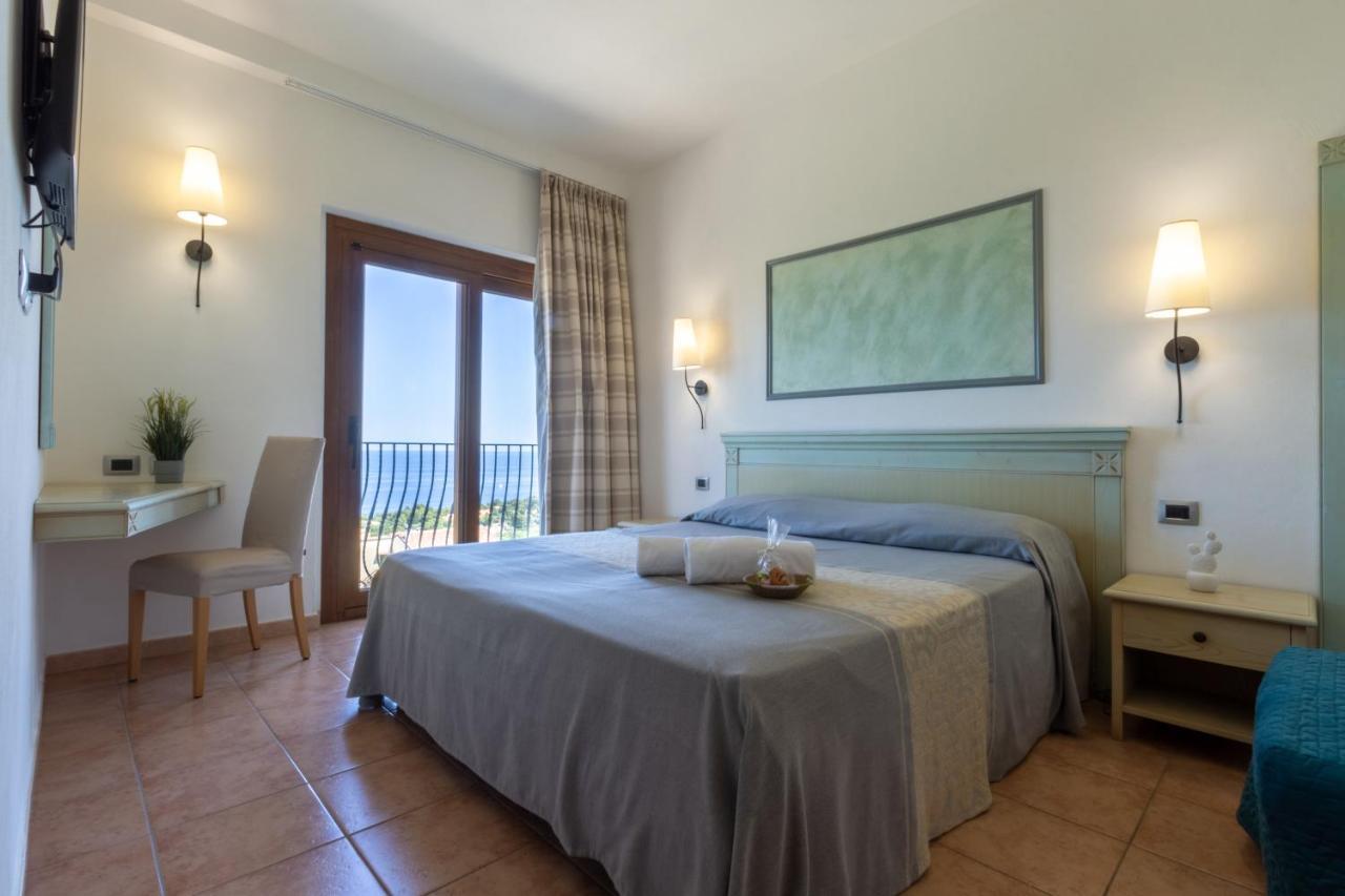 Hotel Brancamaria Cala Gonone Εξωτερικό φωτογραφία